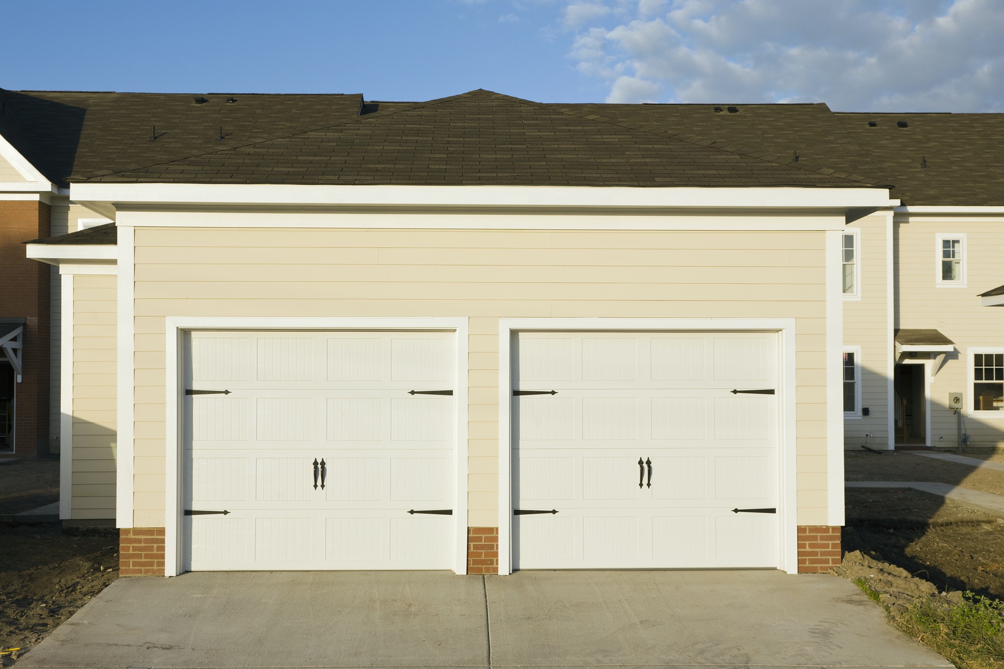 Townhouse Garages in Edmonton Done by Jae's Anything Garage